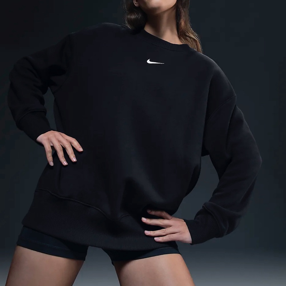 Nike Sportswear Phoenix Fleece
Women's Oversized Crew-Neck Sweatshirt SIZE S NWT